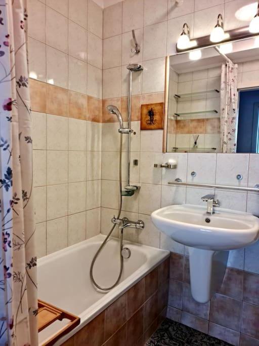Apartament Zachodni Z Balkonem 4 Osoby Warsaw Exterior photo